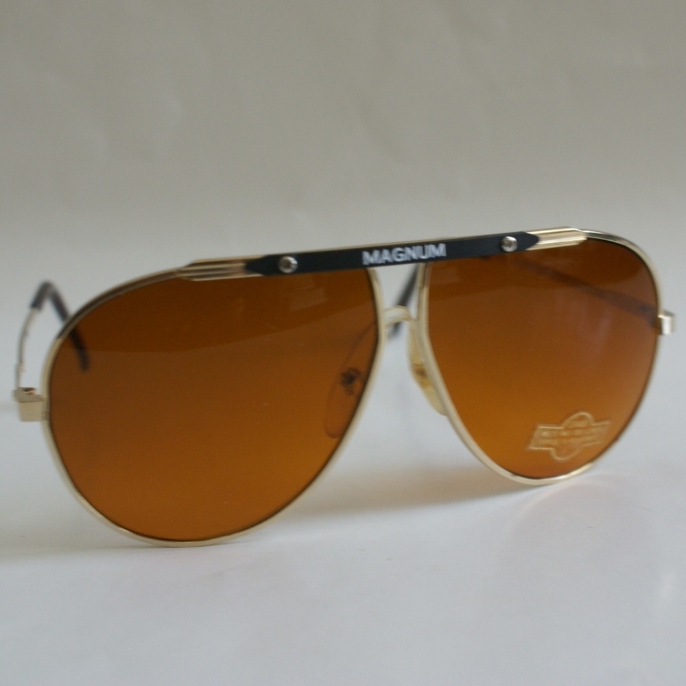 NWT TruVintage Classic Sports Aviator w/"Magnum" logo TruBluBlockerlens Sunglass
